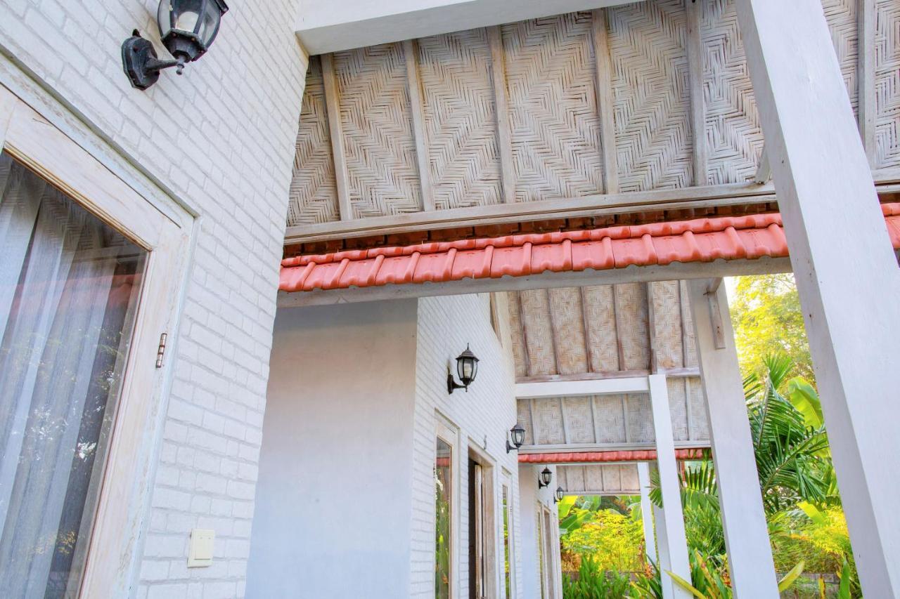 Kayu Kuning Cottage Toyapakeh Εξωτερικό φωτογραφία