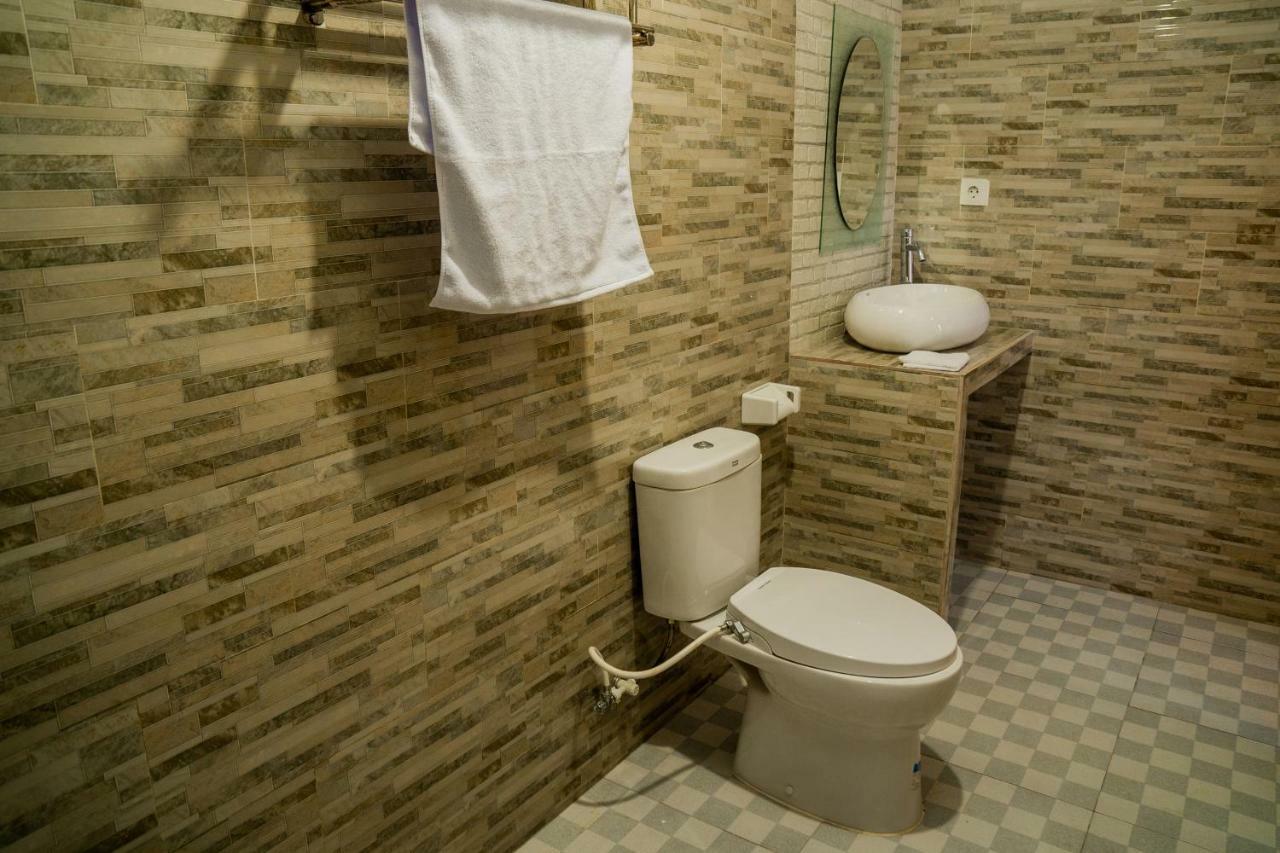 Kayu Kuning Cottage Toyapakeh Εξωτερικό φωτογραφία