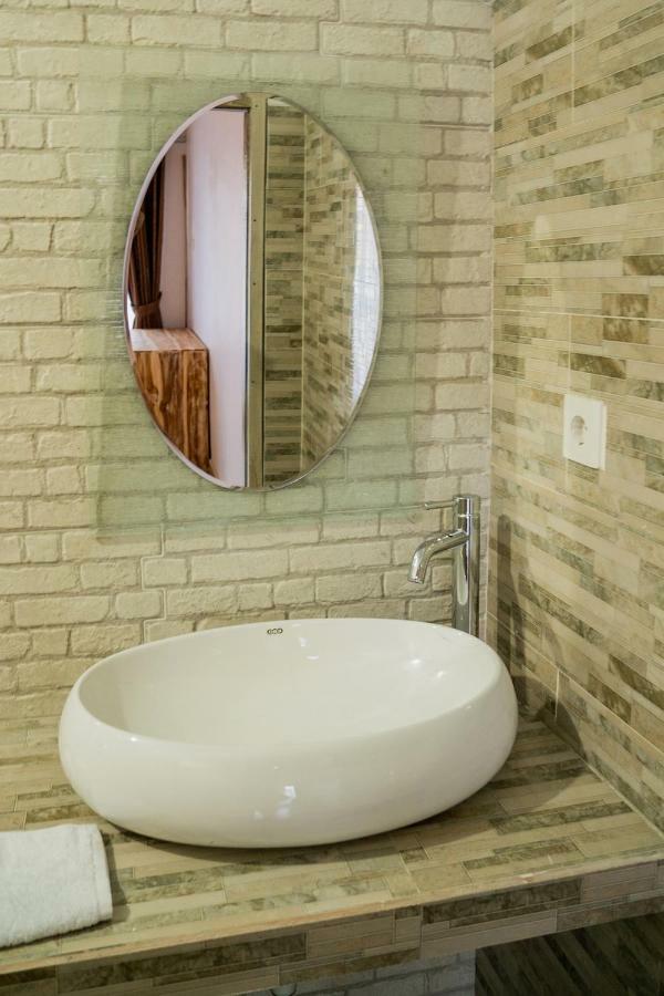 Kayu Kuning Cottage Toyapakeh Εξωτερικό φωτογραφία